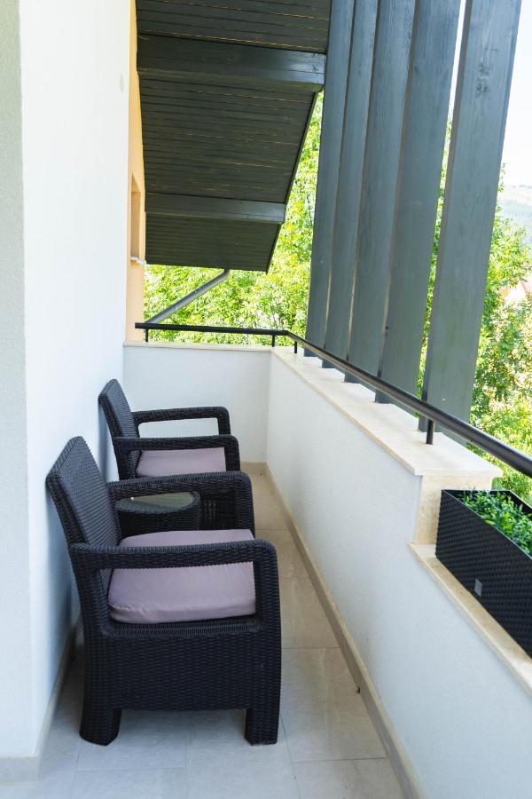 Velvet Home Vatra Dornei Exteriör bild