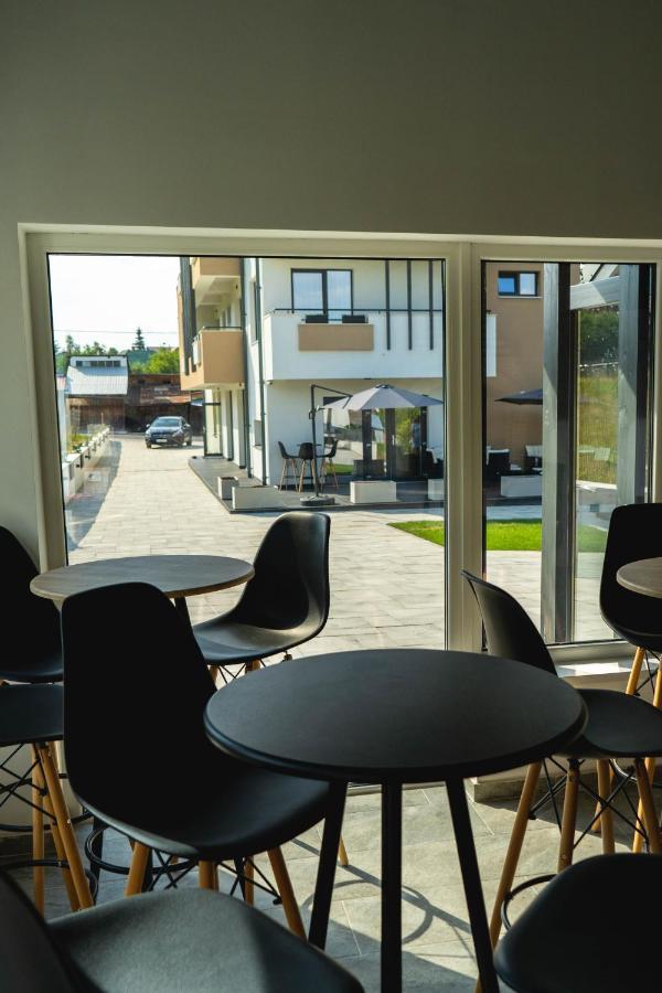 Velvet Home Vatra Dornei Exteriör bild